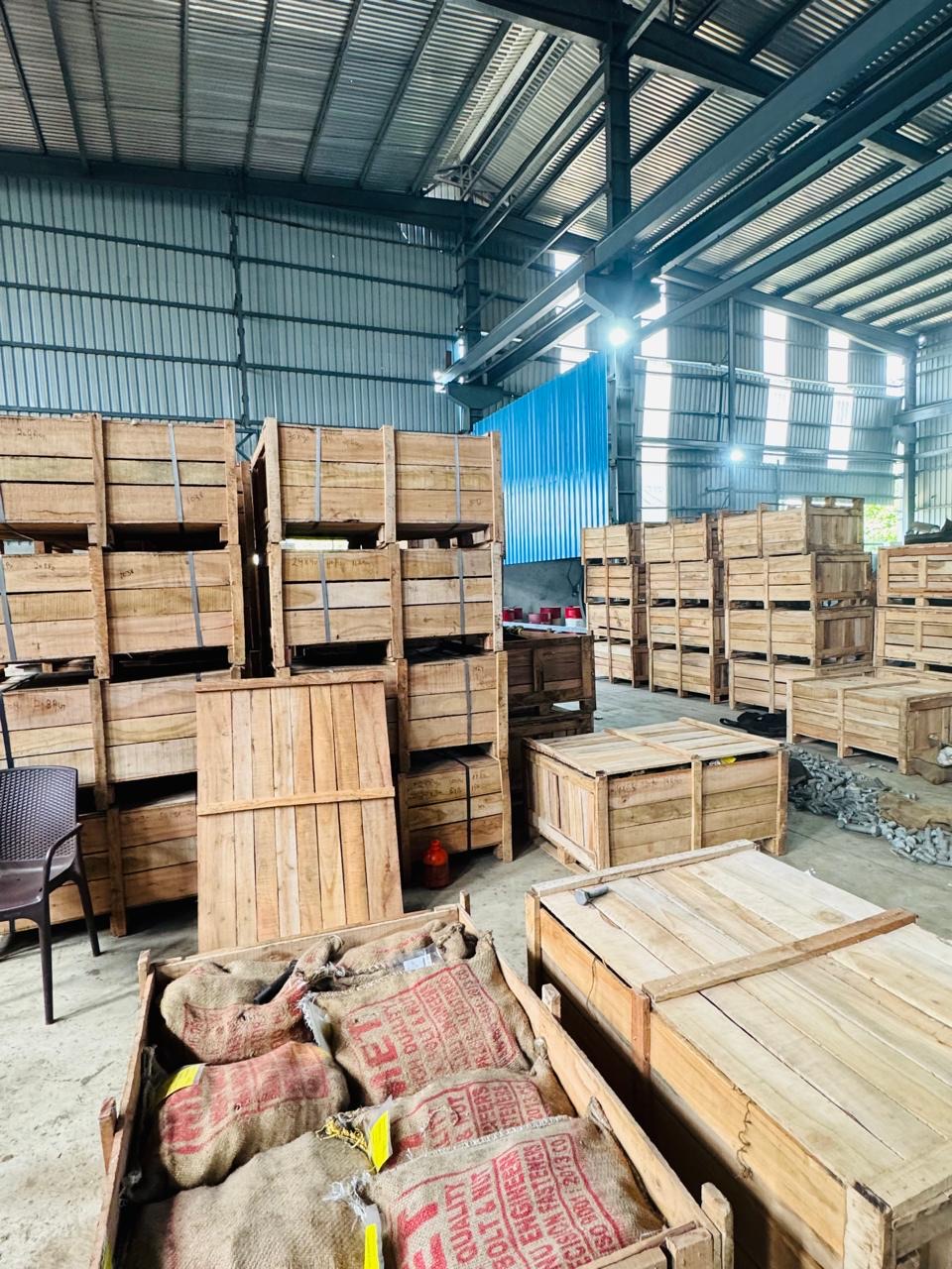 Organised industrial packing and dispatch area