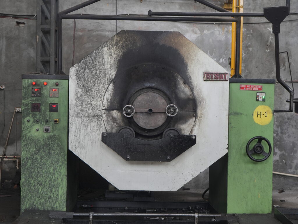 rotary hardening furnace